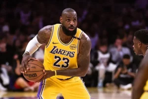 lesão lebron james lakers