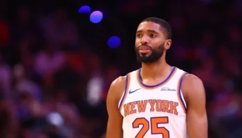 Mikal Bridges técnico Knicks