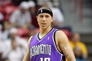 Kings Mike Bibby técnico