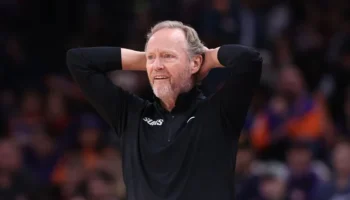 NBA técnico Suns jogadores