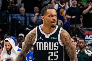 PJ Washington Mavericks troca