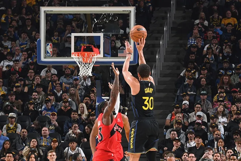 Stephen Curry Warriors vitória