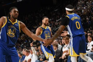 nba warriors jogador playoffs