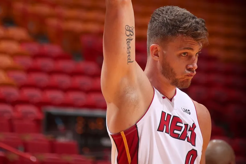 Heat Blazers aposentadoria NBA