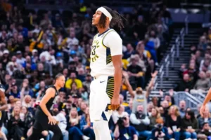 NBA multa Myles Turner