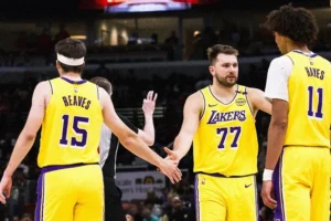 nba jogadores troca lakers