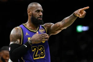 LeBron James jornalista ESPN