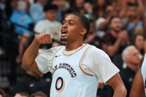 de'aaron fox temporada spurs