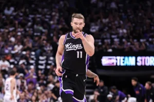 Kings troca Domantas Sabonis