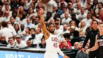 Donovan Mitchell Cavaliers Heat