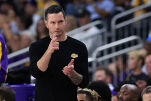 JJ Redick técnico Lakers