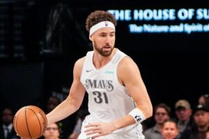 Klay Thompson temporada Mavericks