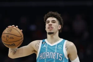 LaMelo Ball rumores troca