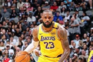 LeBron James Chris Paul