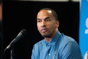 mavericks troca luka doncic