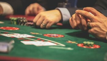 jogo cartas baccarat