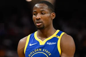 Jonathan Kuminga derrota Warriors