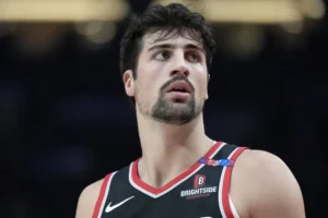 deni avdija jogador blazers