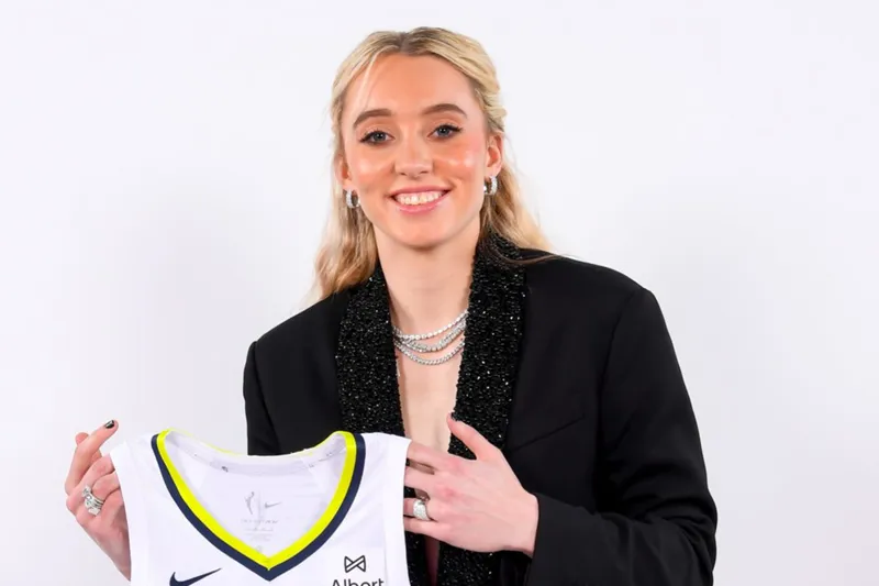 Wings Paige Bueckers WNBA