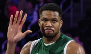 Giannis Antetokounmpo Bucks troca