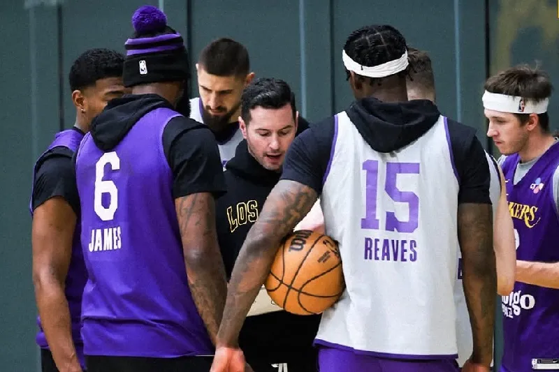 jj redick lakers playoffs