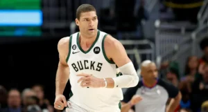 Lakers Brook Lopez Bucks