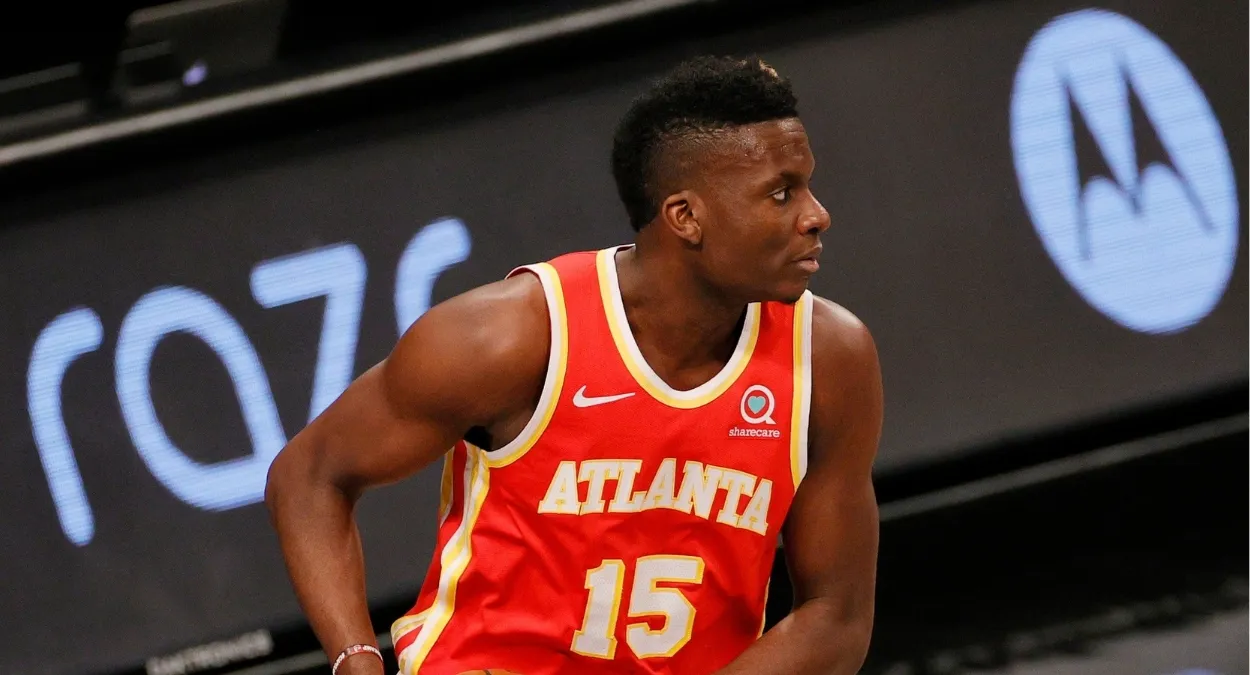 Clint Capela reforço Warriors