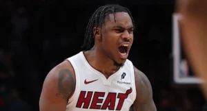 davion mitchell heat contrato