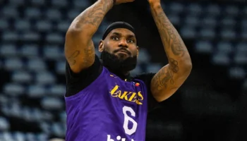 jogador lebron james campeão