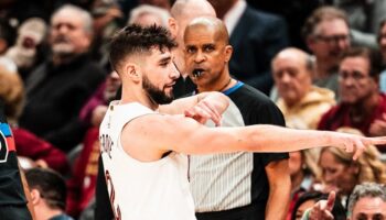 ty jerome contrato grizzlies
