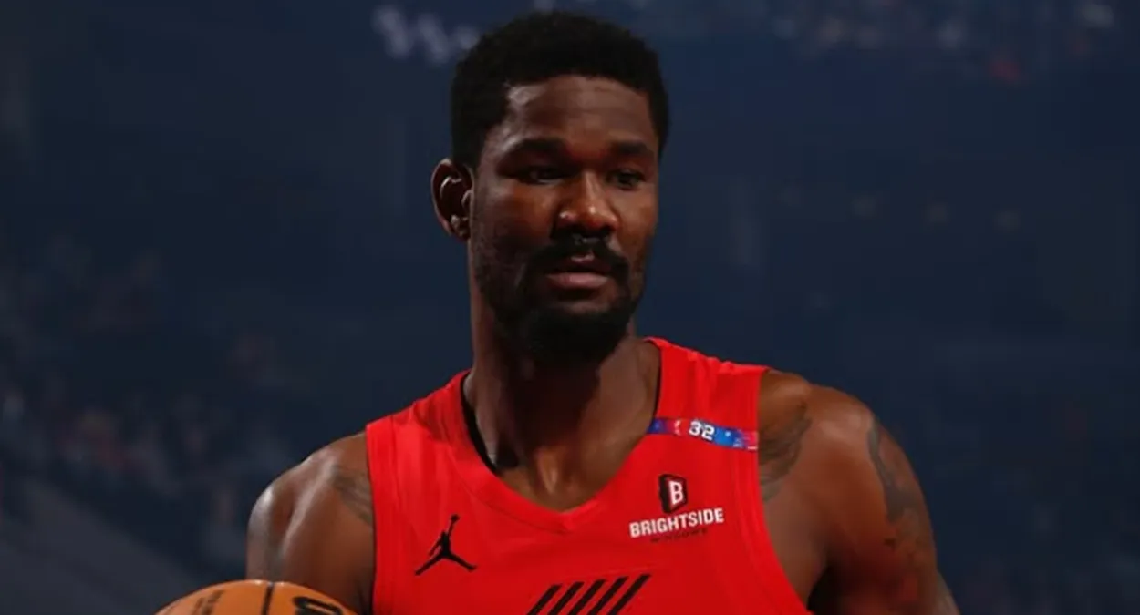 Deandre Ayton contrato Lakers