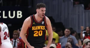 Georges Niang troca Celtics
