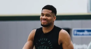 Myles Turner Giannis Antetokounmpo