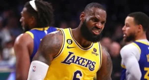 LeBron James NBA troca