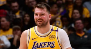 Lakers técnico Luka Doncic