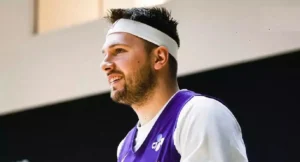 Luka Doncic Deandre Ayton