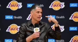 reforços Lakers jogadores NBA