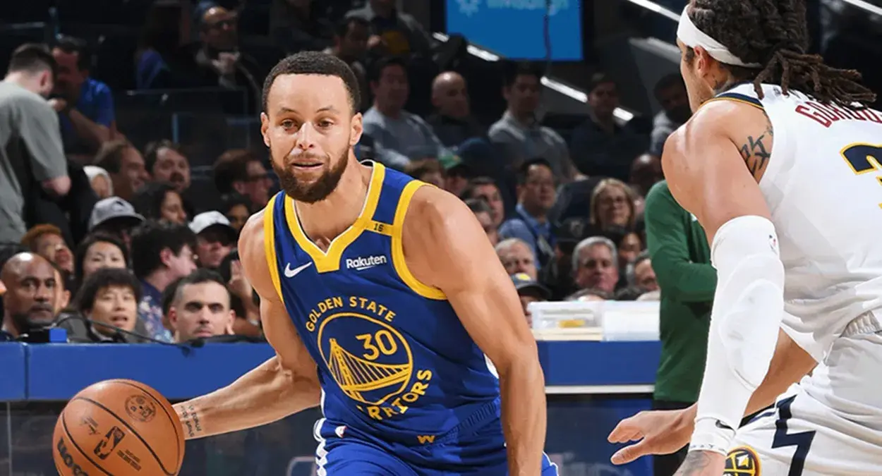Stephen Curry reforço Warriors