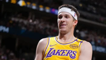 austin reaves salário lakers