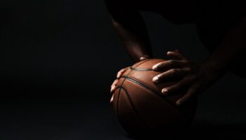 Como as apostas na NBA estão mudando o jogo para os fãs em todo o mundo