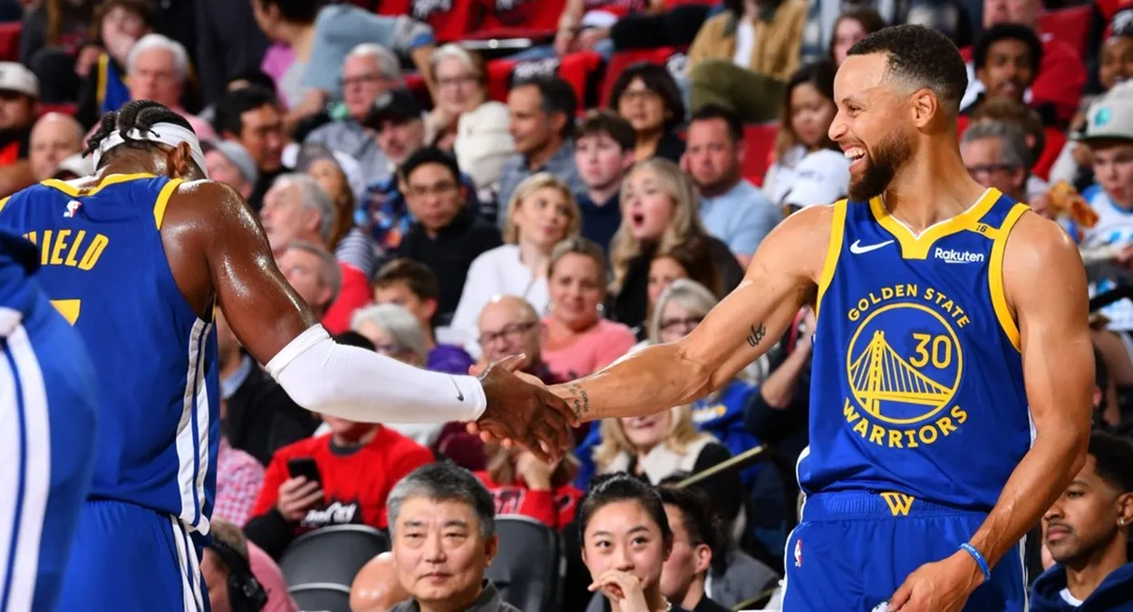 NBA Warriors jogador troca