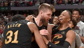 rockets troca jogador cavaliers