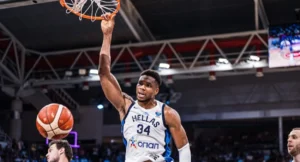 Giannis Antetokounmpo Grécia Itália