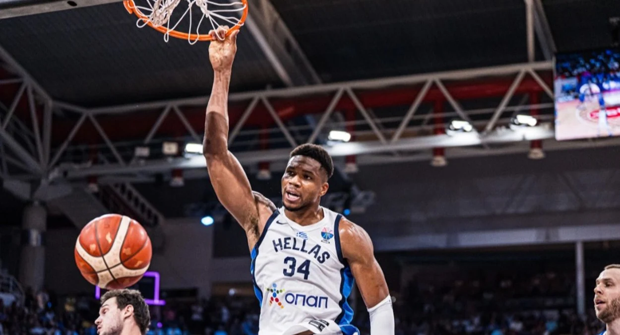 Giannis Antetokounmpo Grécia Itália