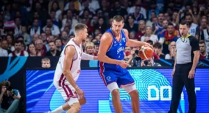 Nikola Jokic Sérvia Letônia