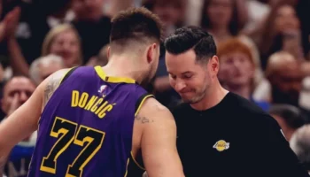 NBA Lakers troca offseason
