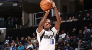 Celtics contrato jogador Mavericks