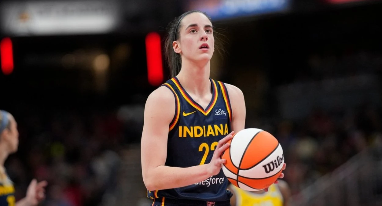 Caitlin Clark WNBA estrela