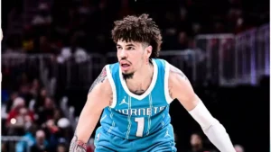 lamelo ball jogador hornets