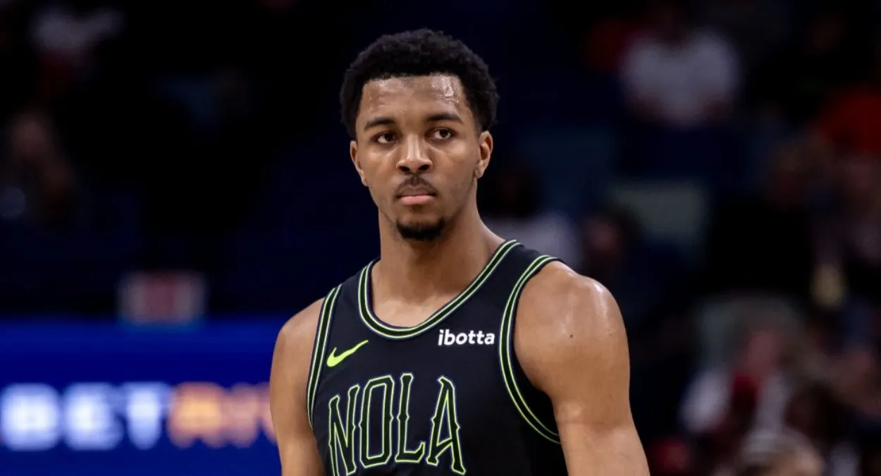NBA troca Spurs Pelicans